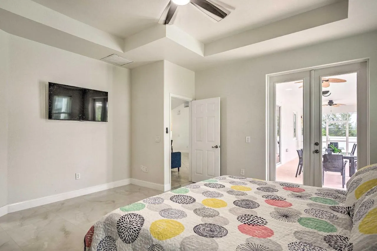 Getaway With Pool About 6 Mi To Beach! Cape Coral