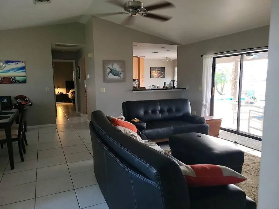 Water Front Paradise * Cape Coral