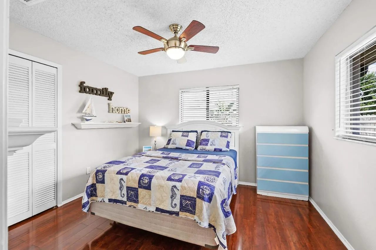 Dream Family Vacation, Pool Fun - Florida Flair * Cape Coral