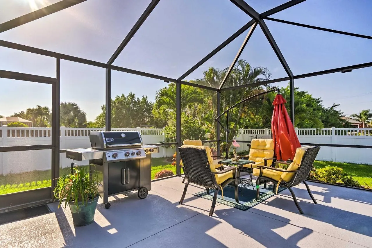 Chic Oasis With Pool 5 Mi To Beach!