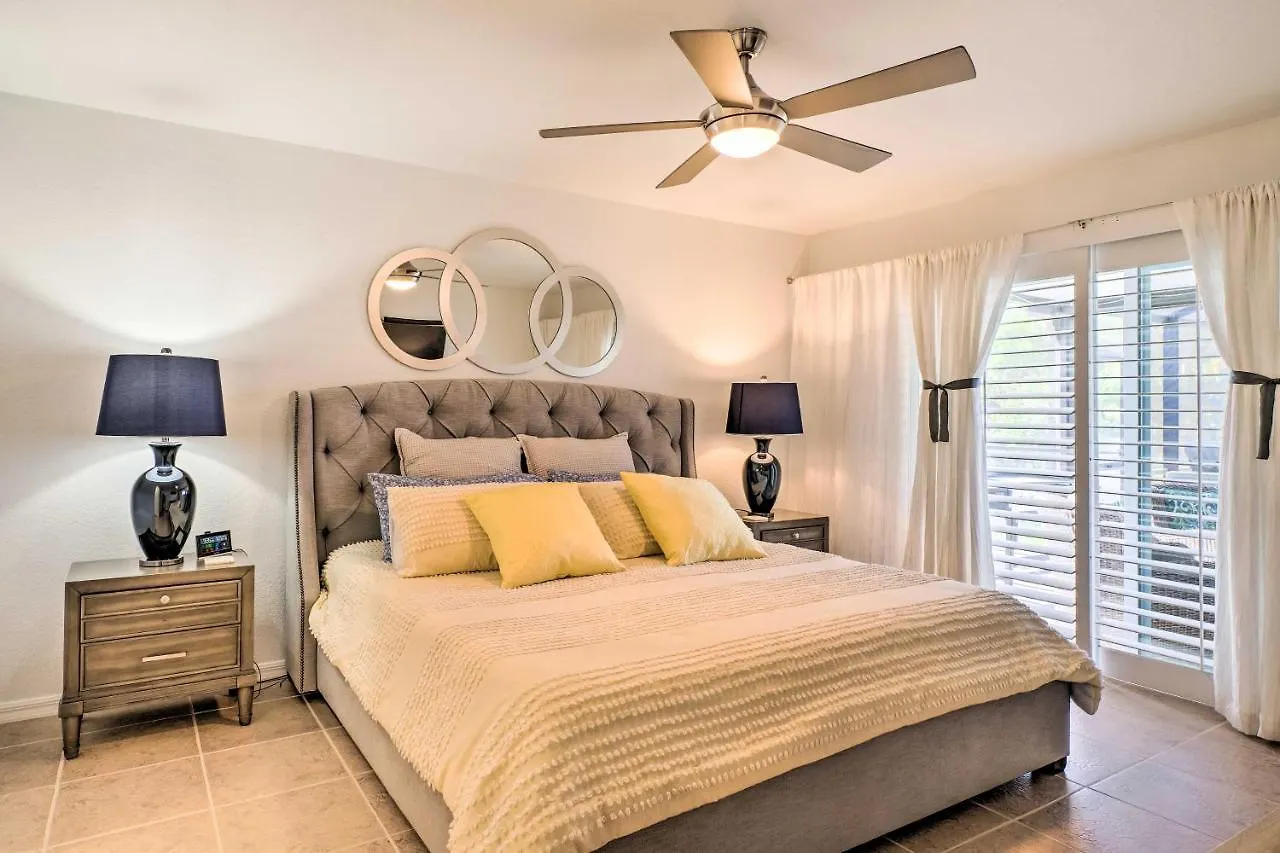 Chic Oasis With Pool 5 Mi To Beach! Holiday home *