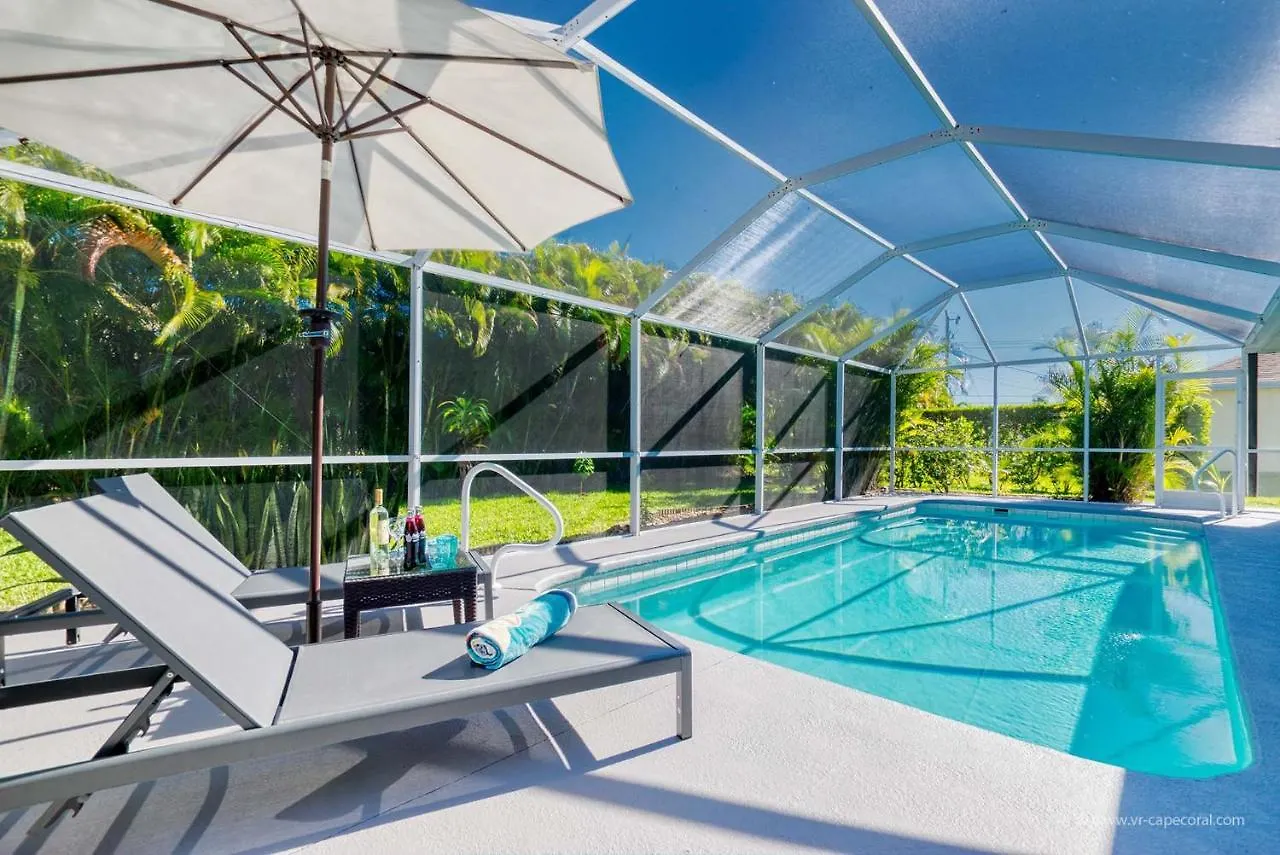 Summer Breeze - 3 Bedroom With Lots Of Privacy Villa Cape Coral