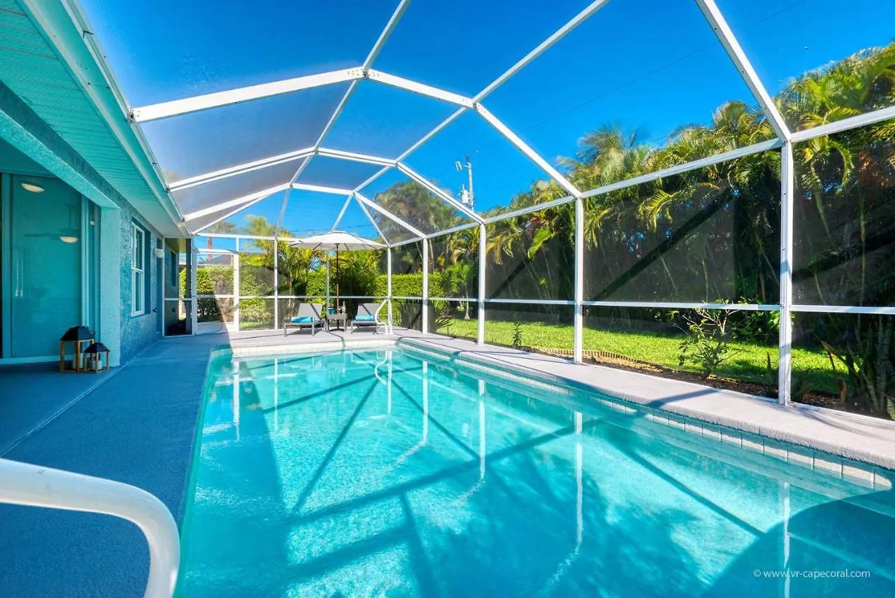 Summer Breeze - 3 Bedroom With Lots Of Privacy * Cape Coral