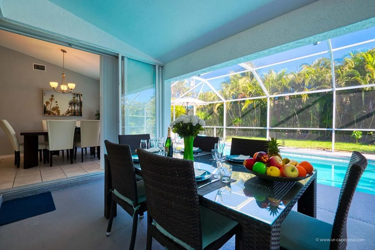 Summer Breeze - 3 Bedroom With Lots Of Privacy Cape Coral