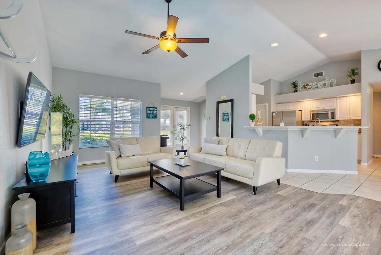 Summer Breeze - 3 Bedroom With Lots Of Privacy Villa Cape Coral
