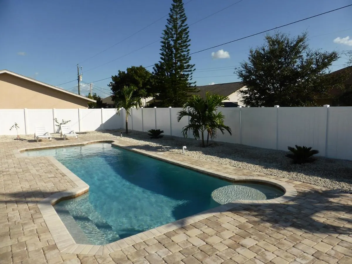 Duplex Sunny Splash In Apartment Cape Coral