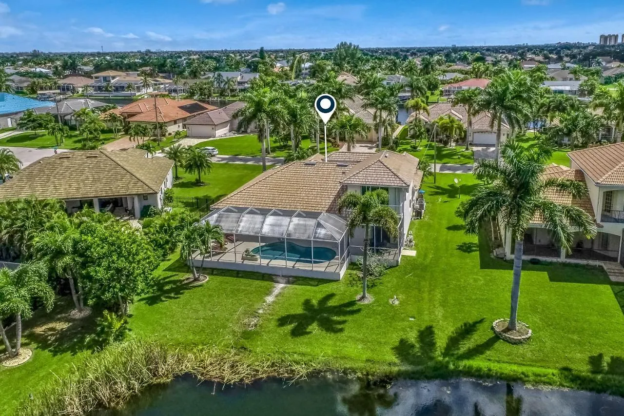 Sable Retreat Holiday home Cape Coral