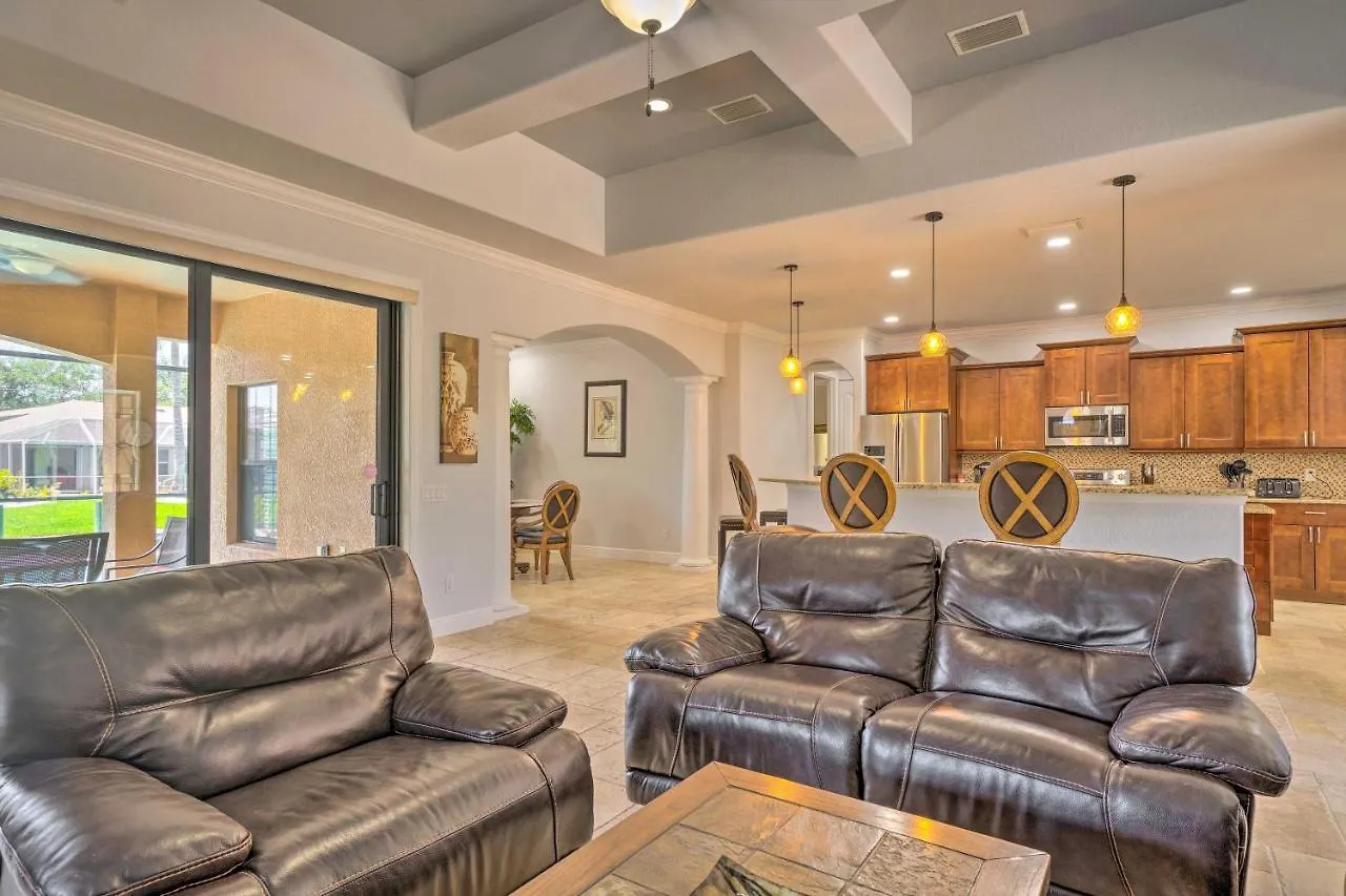 Canalfront With Patio And Grill! *