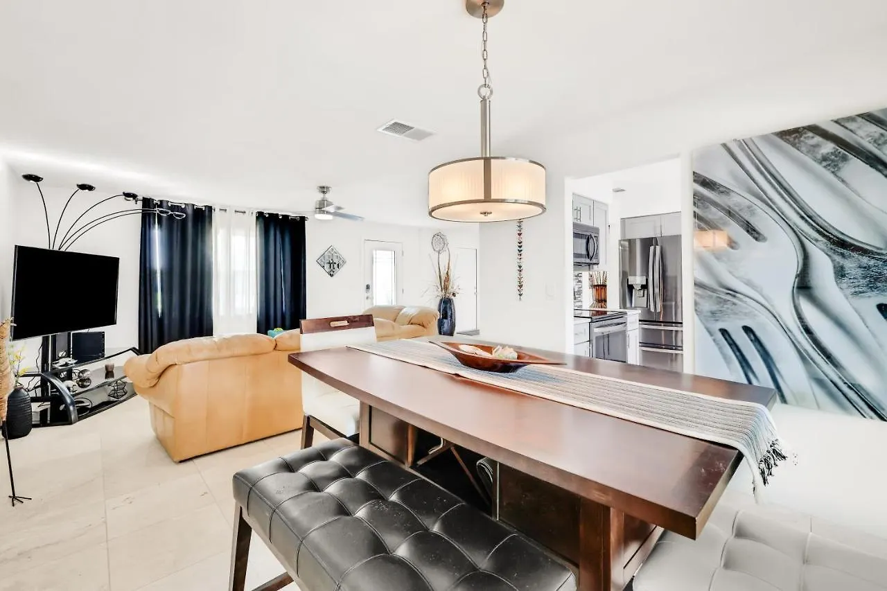 Three Palms Retreat Holiday home