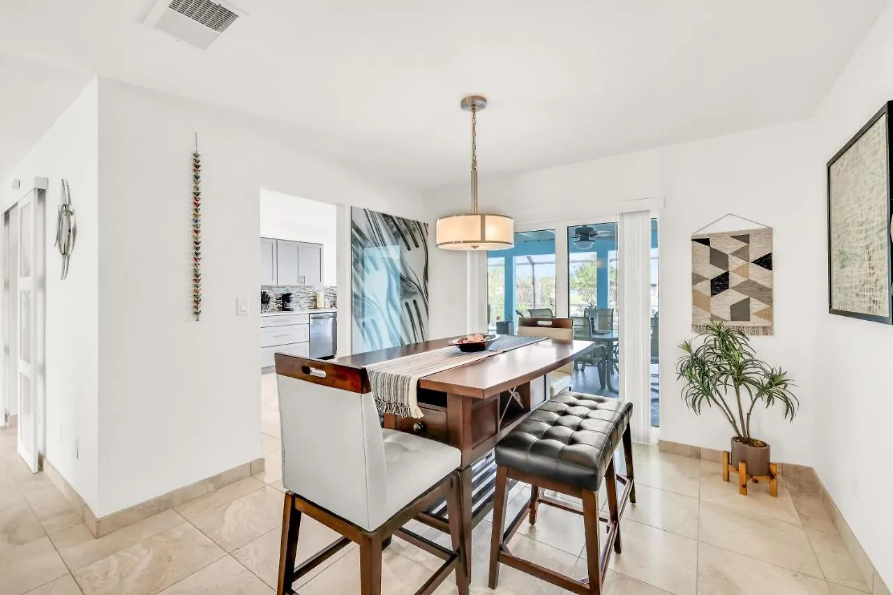 Three Palms Retreat Holiday home *