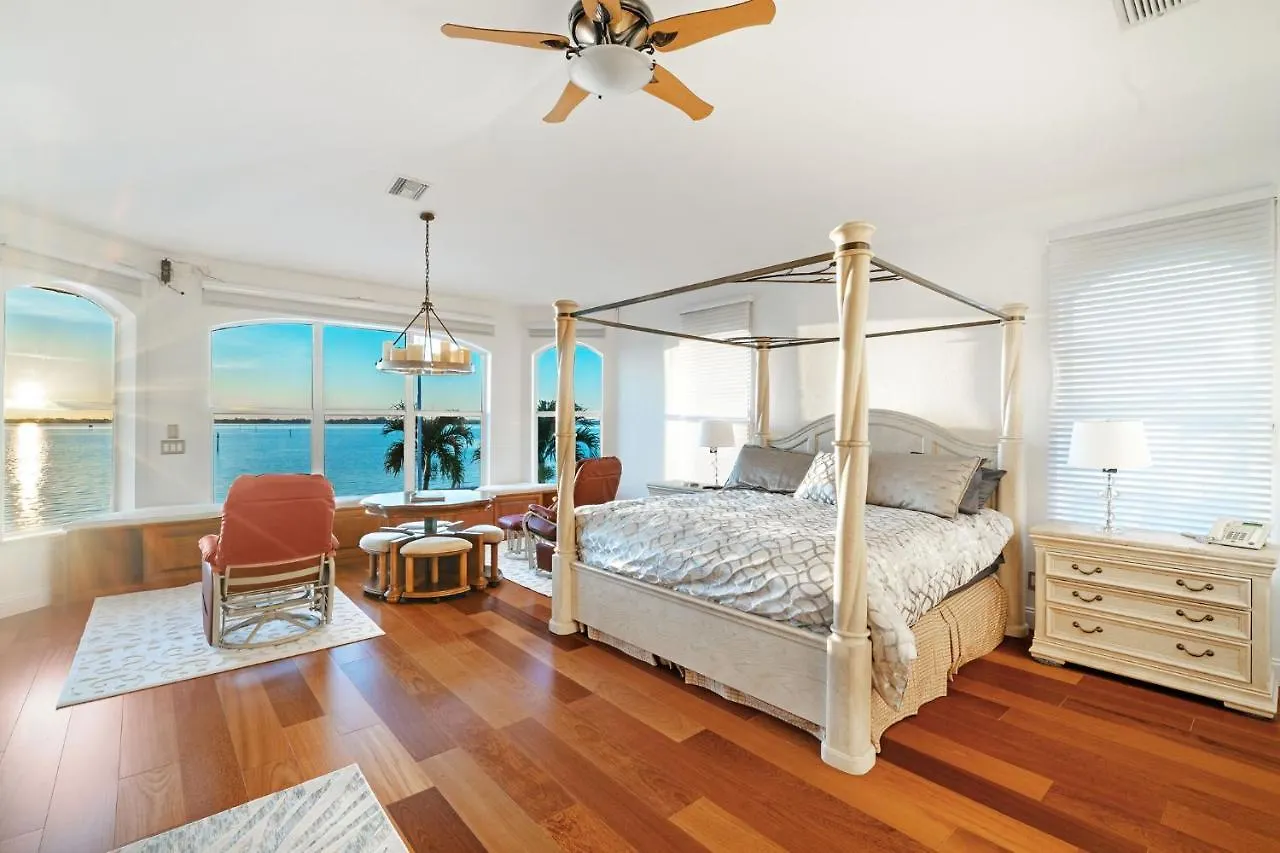 Dolce Holiday home Cape Coral