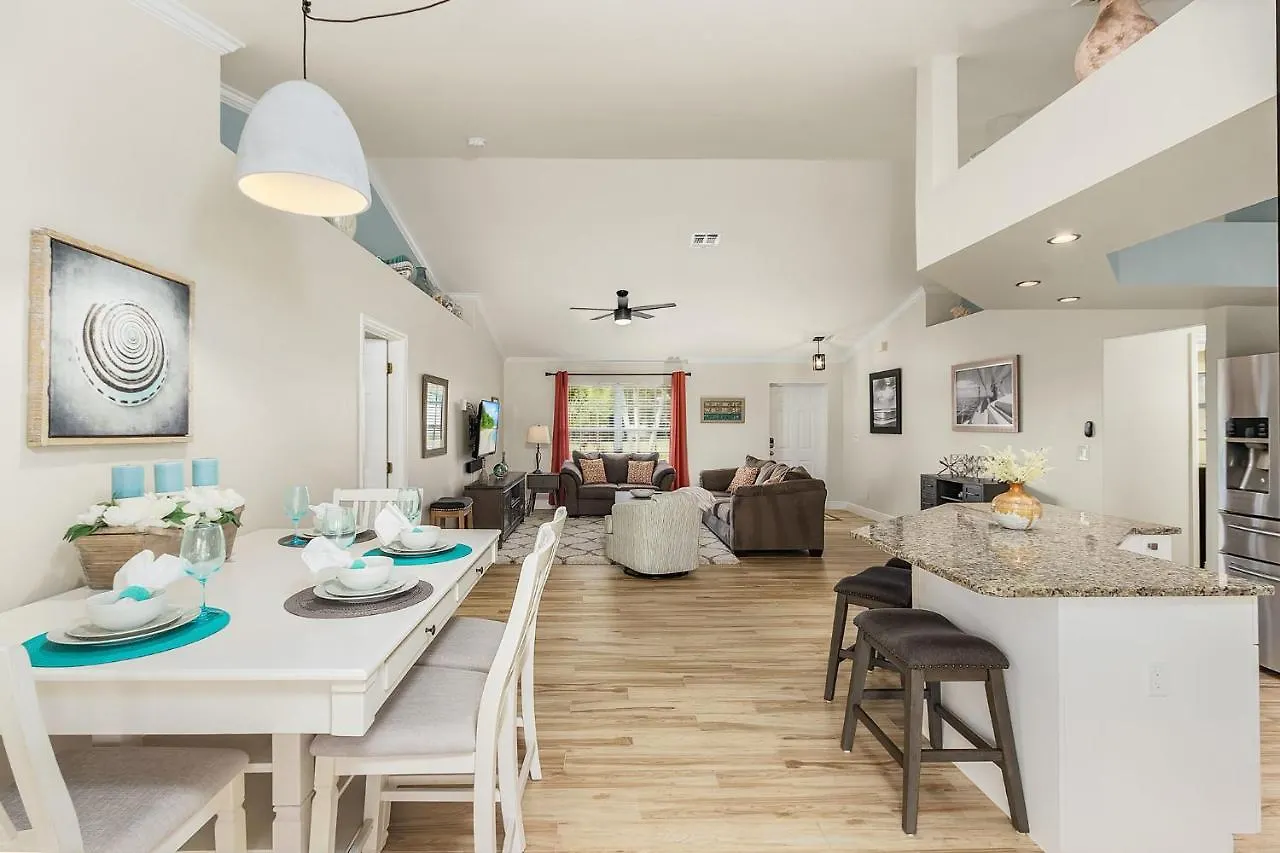 Three Sisters - Roelens Vacations Holiday home Cape Coral