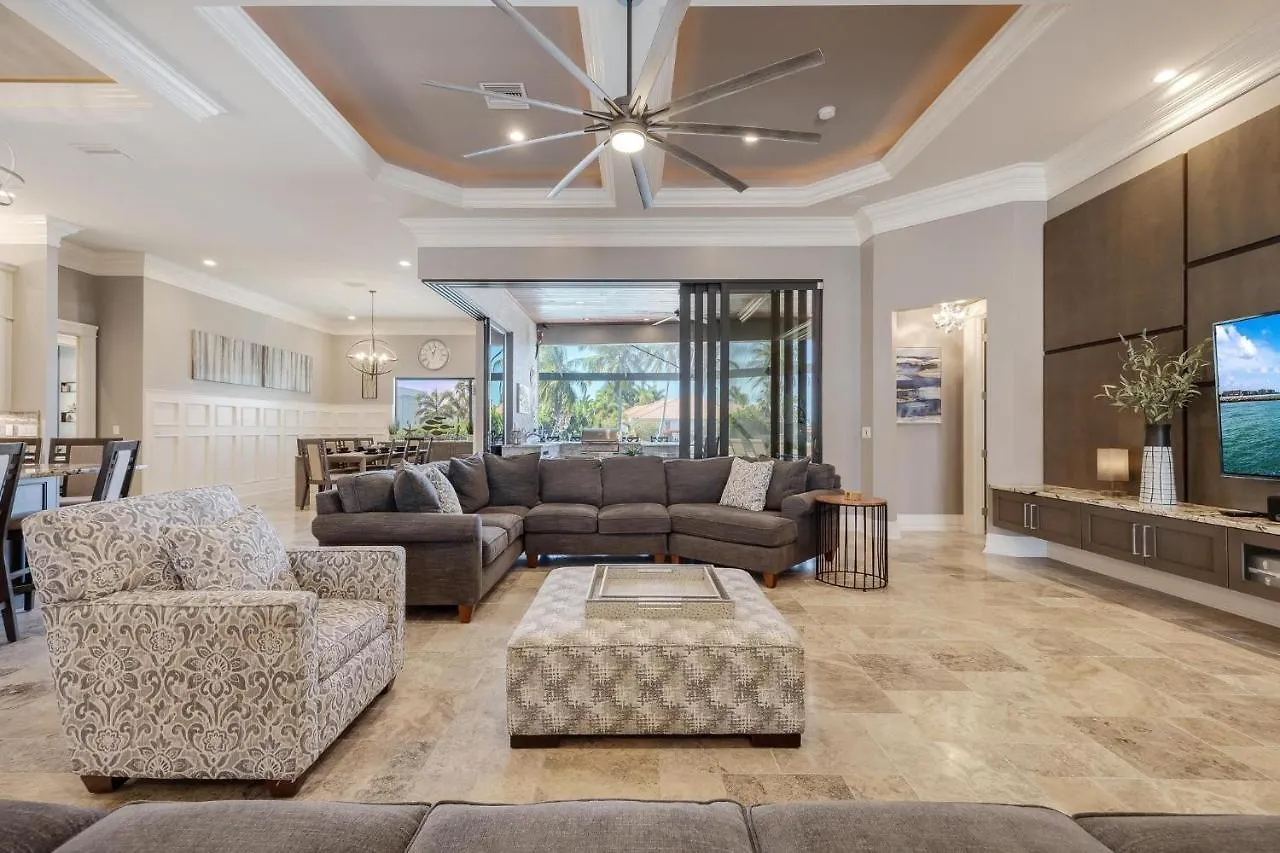 Holiday home Gulf Access, Heated Salt Water Pool, Kayaks - Surfside Escape - Roelens Vacations *