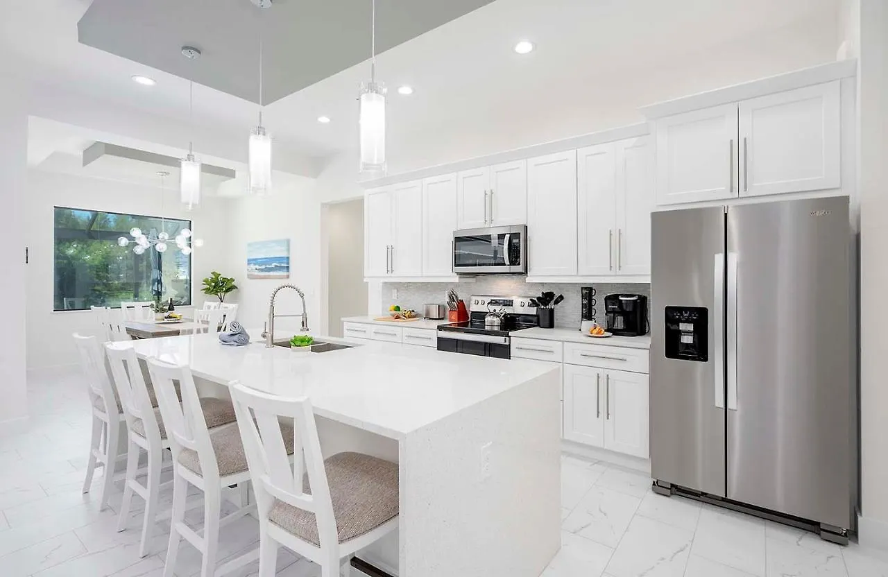 Brand New Home! On Intersecting Canals, Pool, Sleeps 8 - Seaduction * Cape Coral