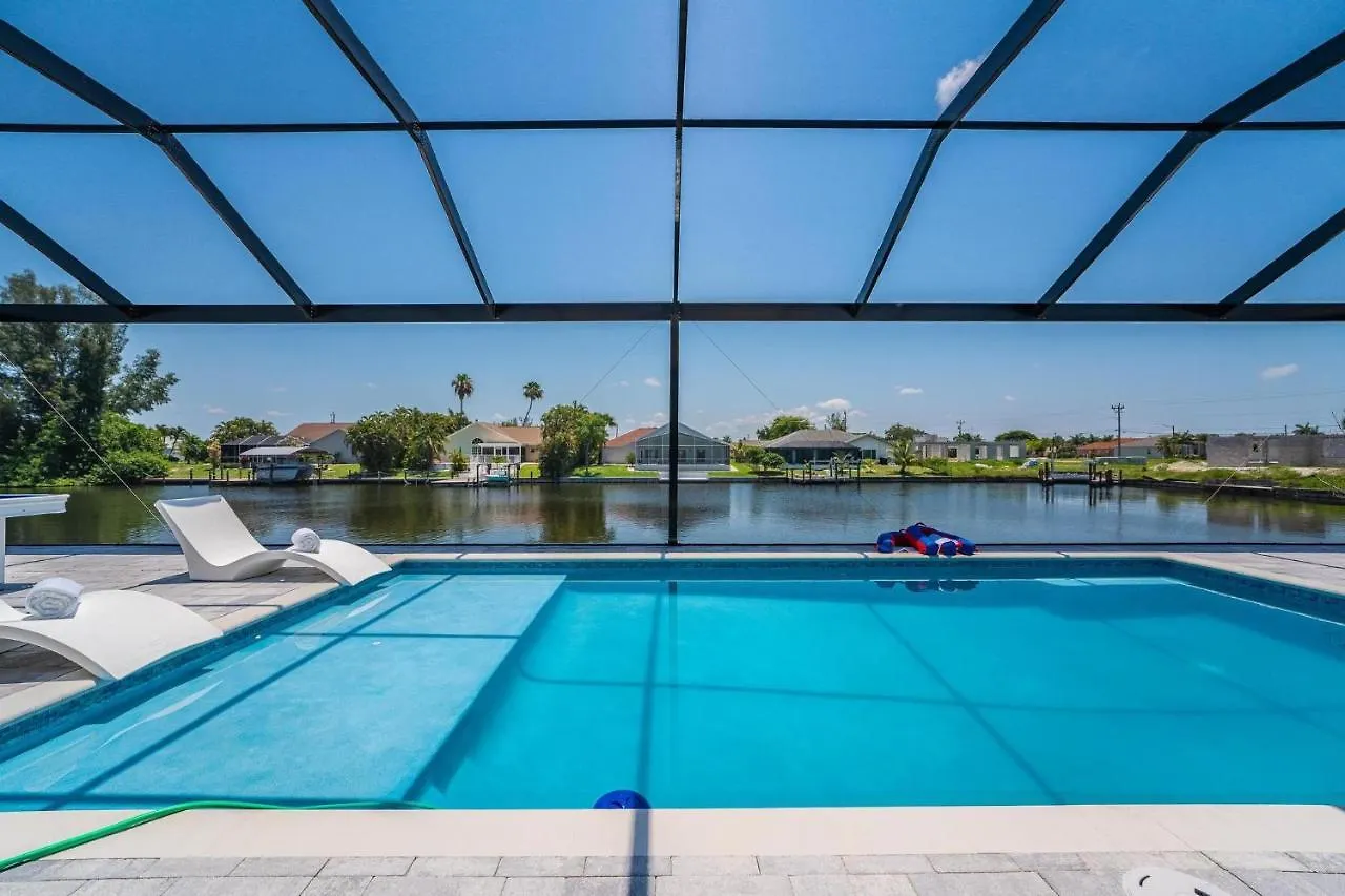 Holiday home Southern Exposure Heated Pool, Tranquility By The Seas- Roelens Vacations *