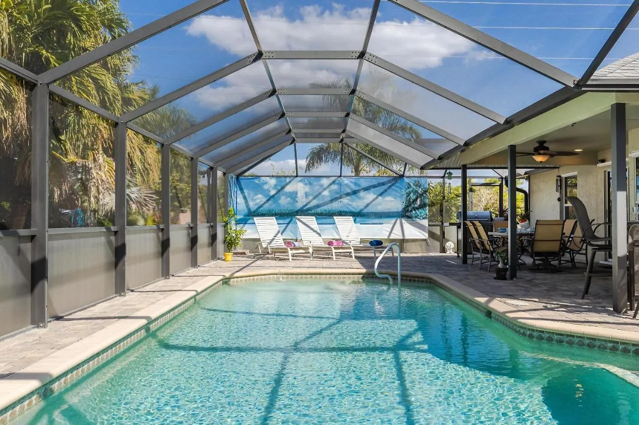 Du Bonheur - Roelens Vacations Cape Coral