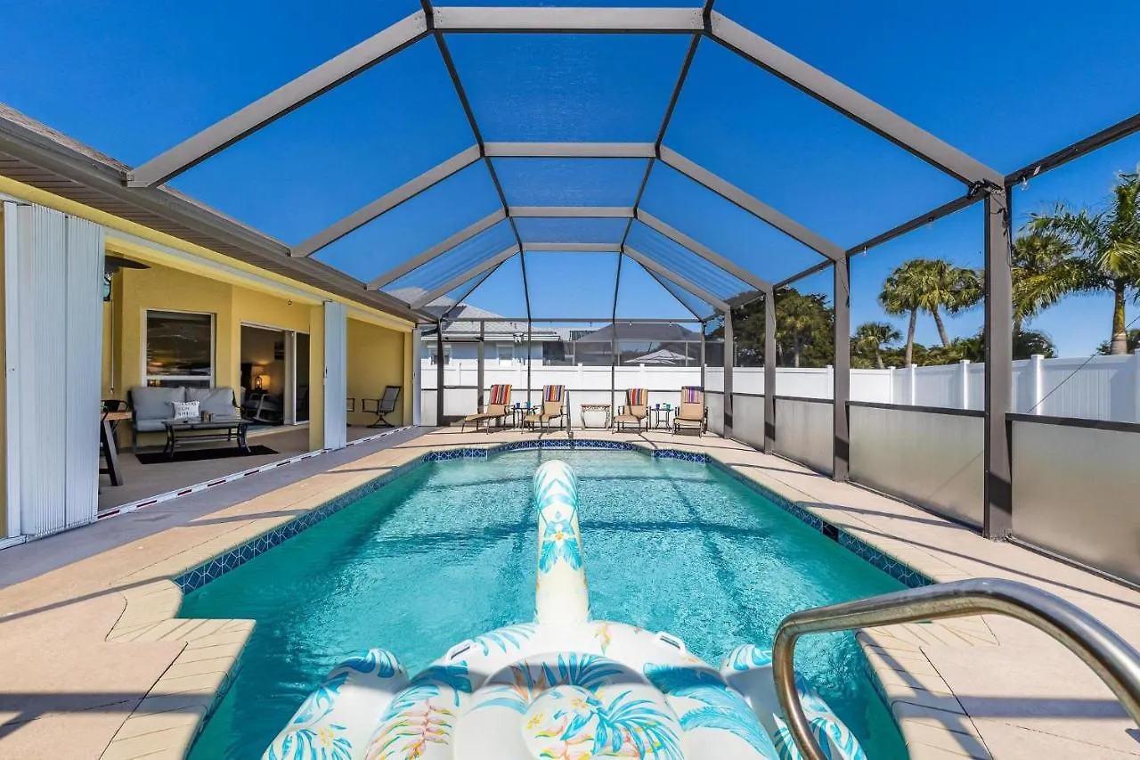 Holiday home Gorgeous Heated Pool - Palm Tree - Roelens Vacations