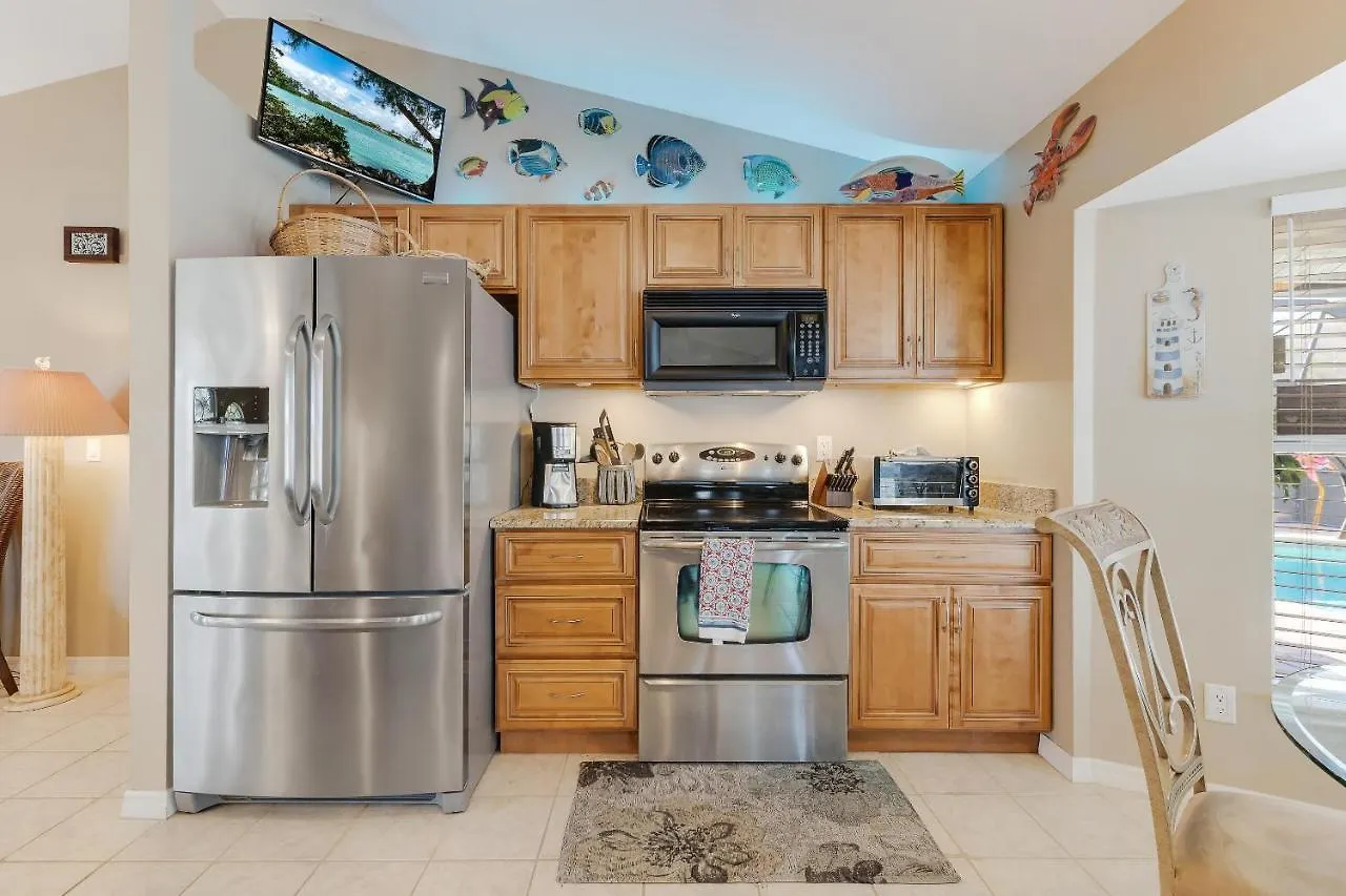 Holiday home Du Bonheur - Roelens Vacations Cape Coral