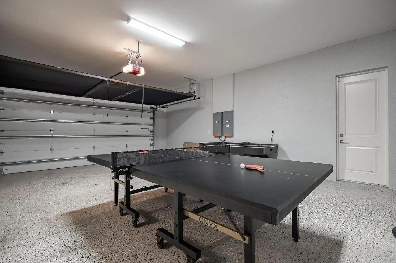 Gulf Access, Heated Salt Water Pool, Kayaks - Surfside Escape - Roelens Vacations Holiday home Cape Coral
