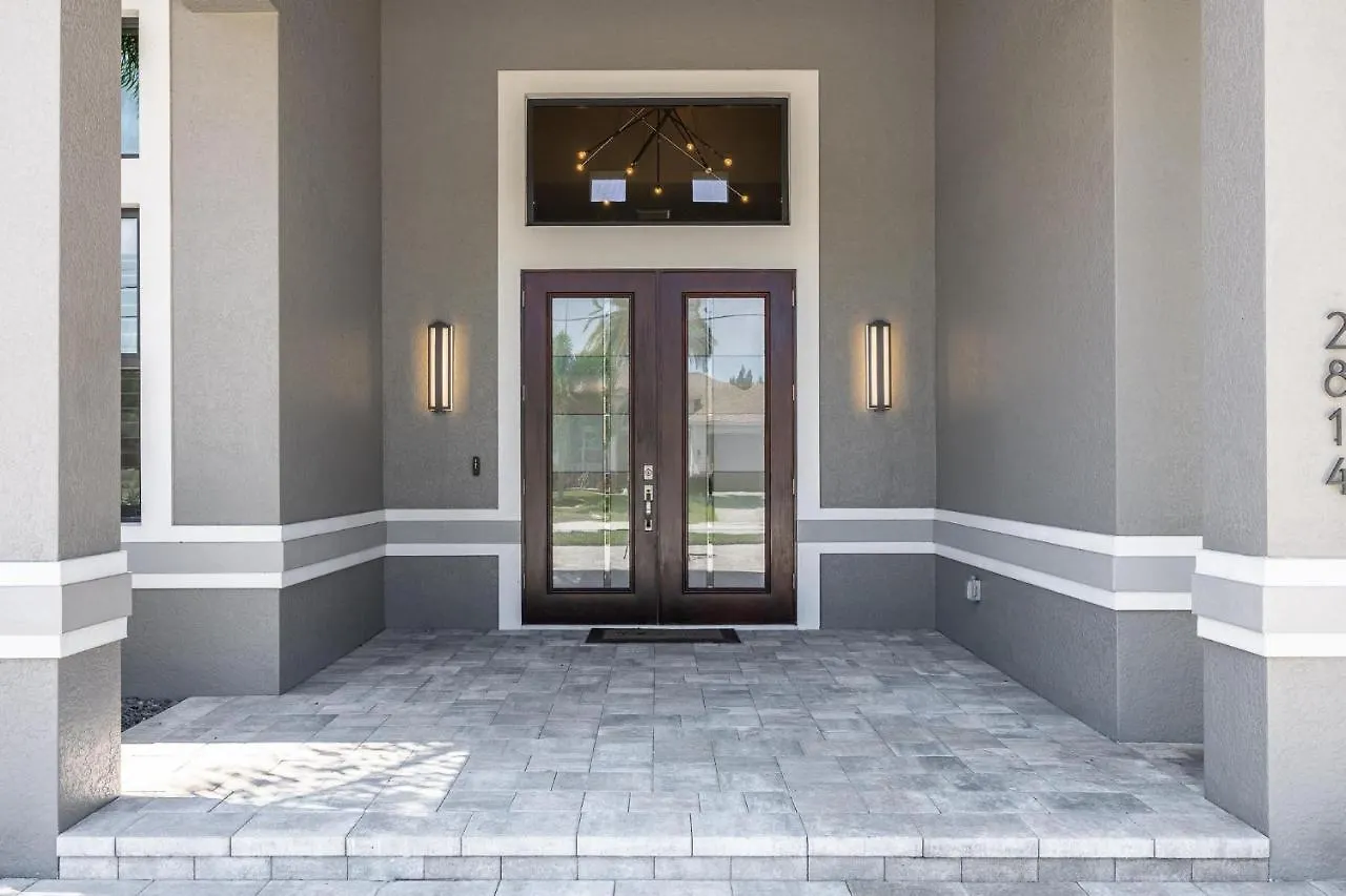 Gulf Access, Heated Salt Water Pool, Kayaks - Surfside Escape - Roelens Vacations *