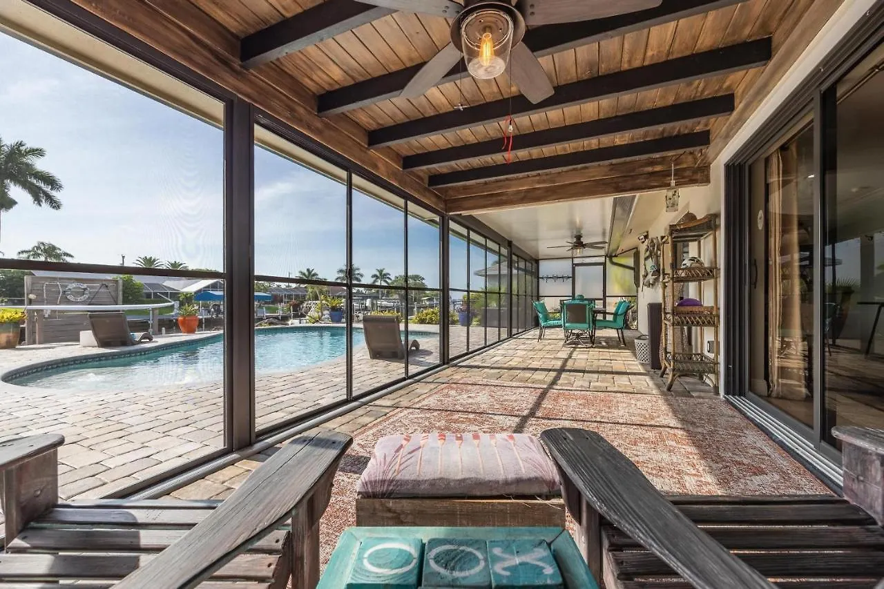 Aqua Escape - - Roelens Vacations Gulf Access- Minutes To The River- Kayaks-dog Friendly *