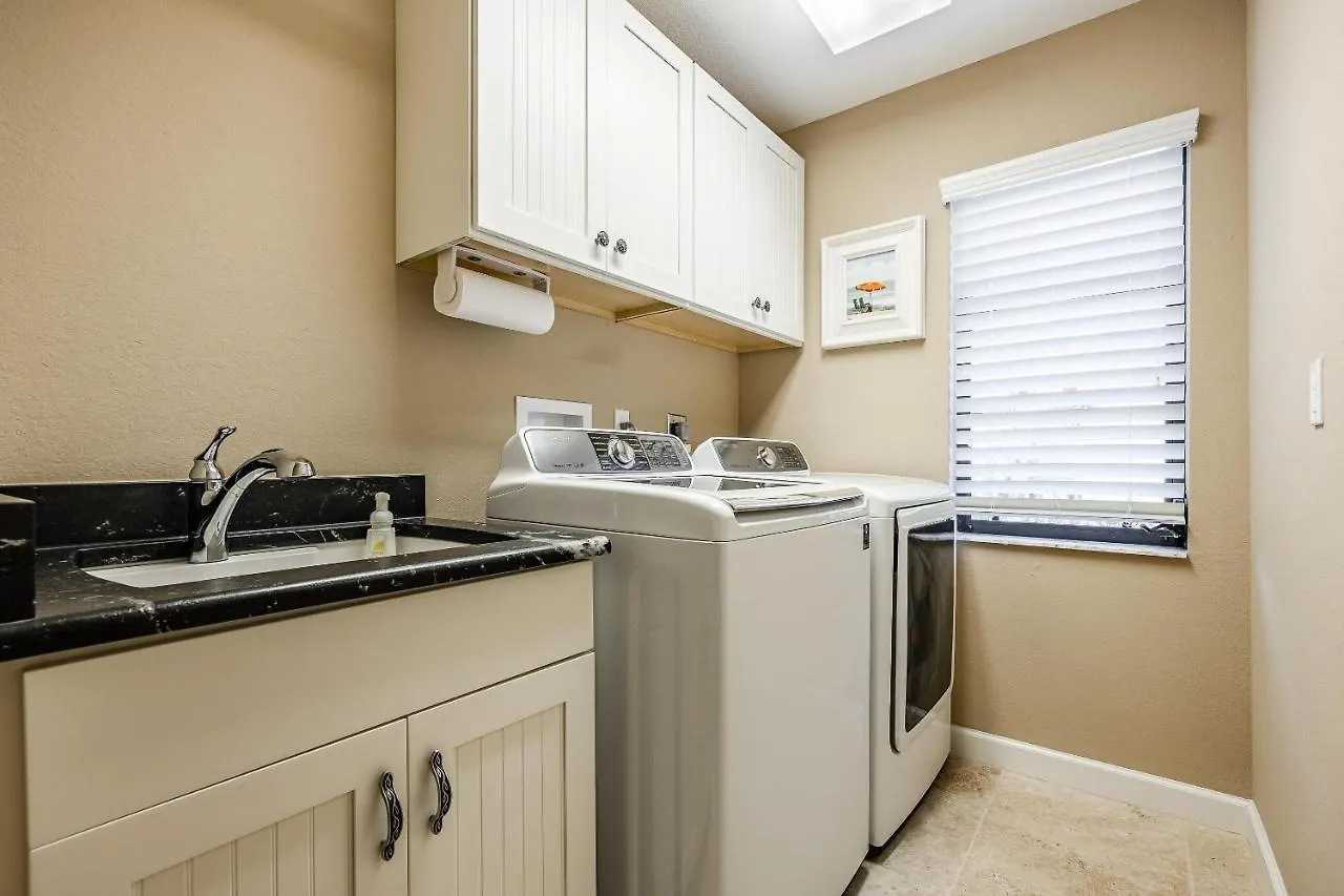 Holiday home Pool, Gulf Access, Beautiful Views Of Bimini Basin, Dock With Tiki Hut - Bimini Basin Cape Coral
