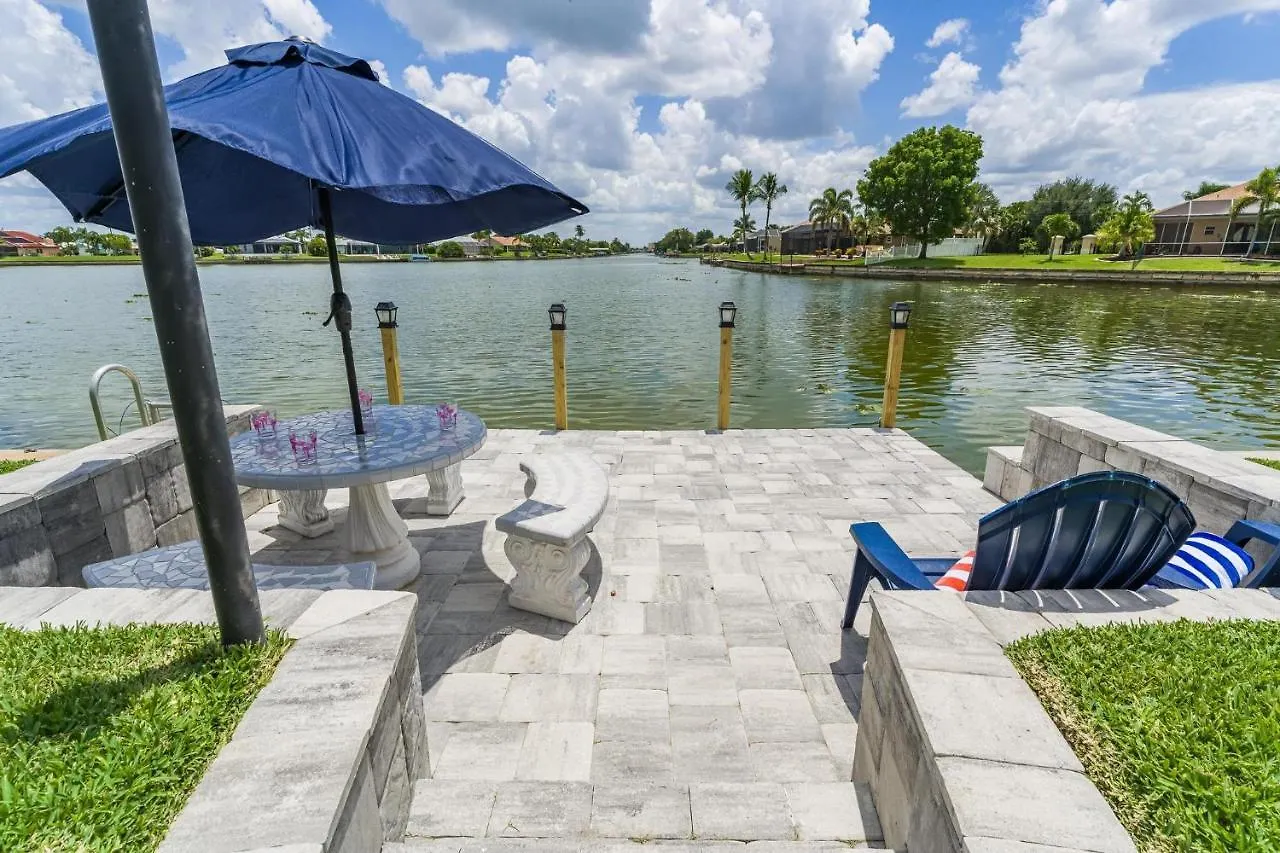 Pet Friendly, View, Game - Coral Palace - Roelens Vacations Holiday home Cape Coral