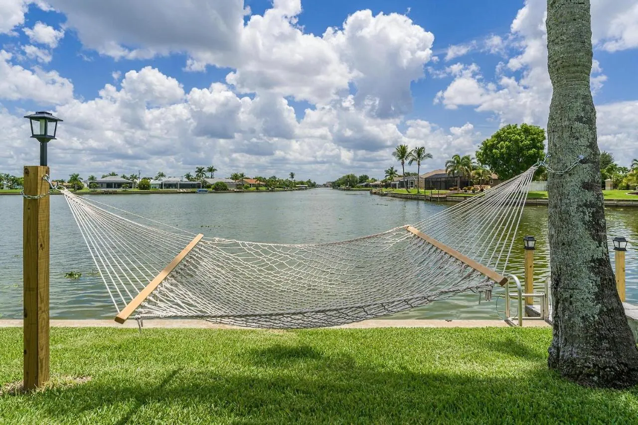 Holiday home Pet Friendly, View, Game - Coral Palace - Roelens Vacations Cape Coral