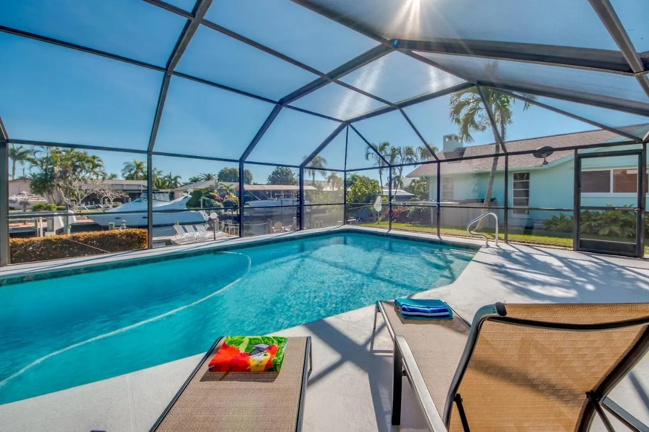 Holiday home The Steak Out Gulf Access - Sleeps 14! Roelens Vacations Cape Coral