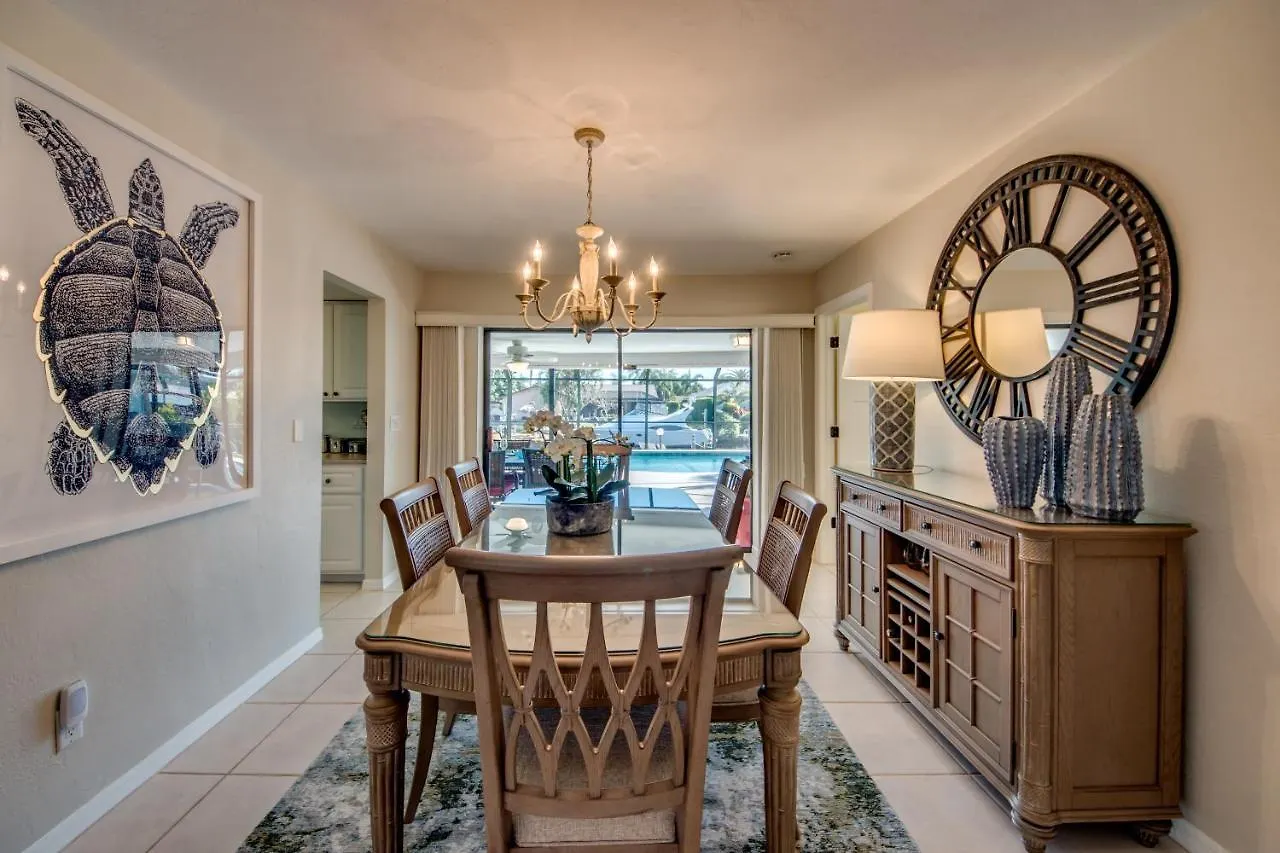 Holiday home The Steak Out Gulf Access - Sleeps 14! Roelens Vacations Cape Coral
