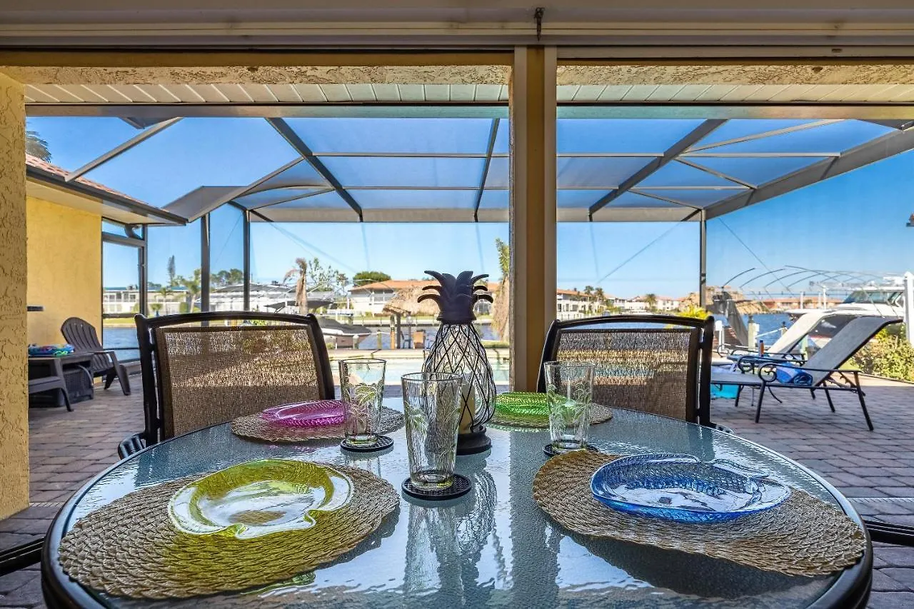Pool, Gulf Access, Beautiful Views Of Bimini Basin, Dock With Tiki Hut - Bimini Basin