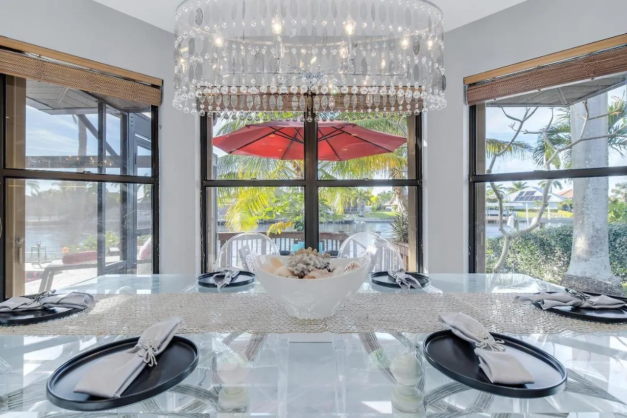 The Palms - - Roelens Vacations * Cape Coral