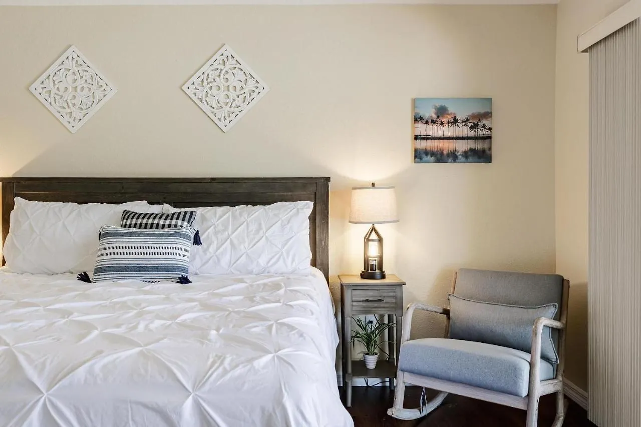 Gorgeous Heated Pool - Palm Tree - Roelens Vacations Holiday home Cape Coral