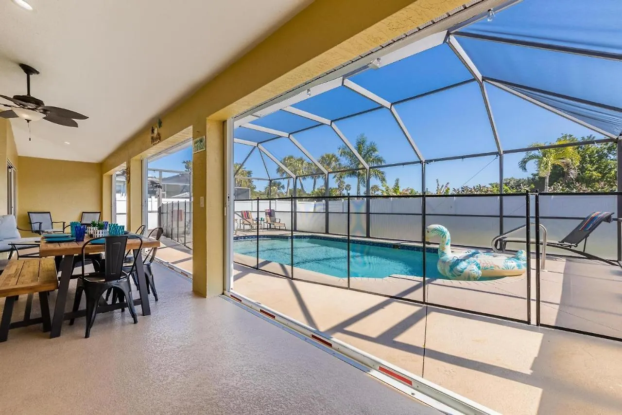 Holiday home Gorgeous Heated Pool - Palm Tree - Roelens Vacations