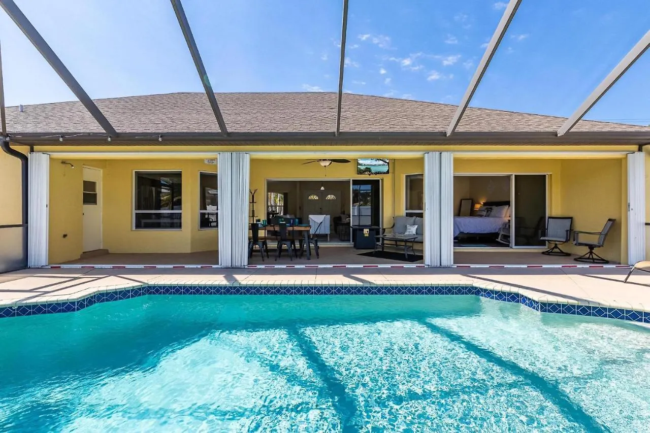 Holiday home Gorgeous Heated Pool - Palm Tree - Roelens Vacations