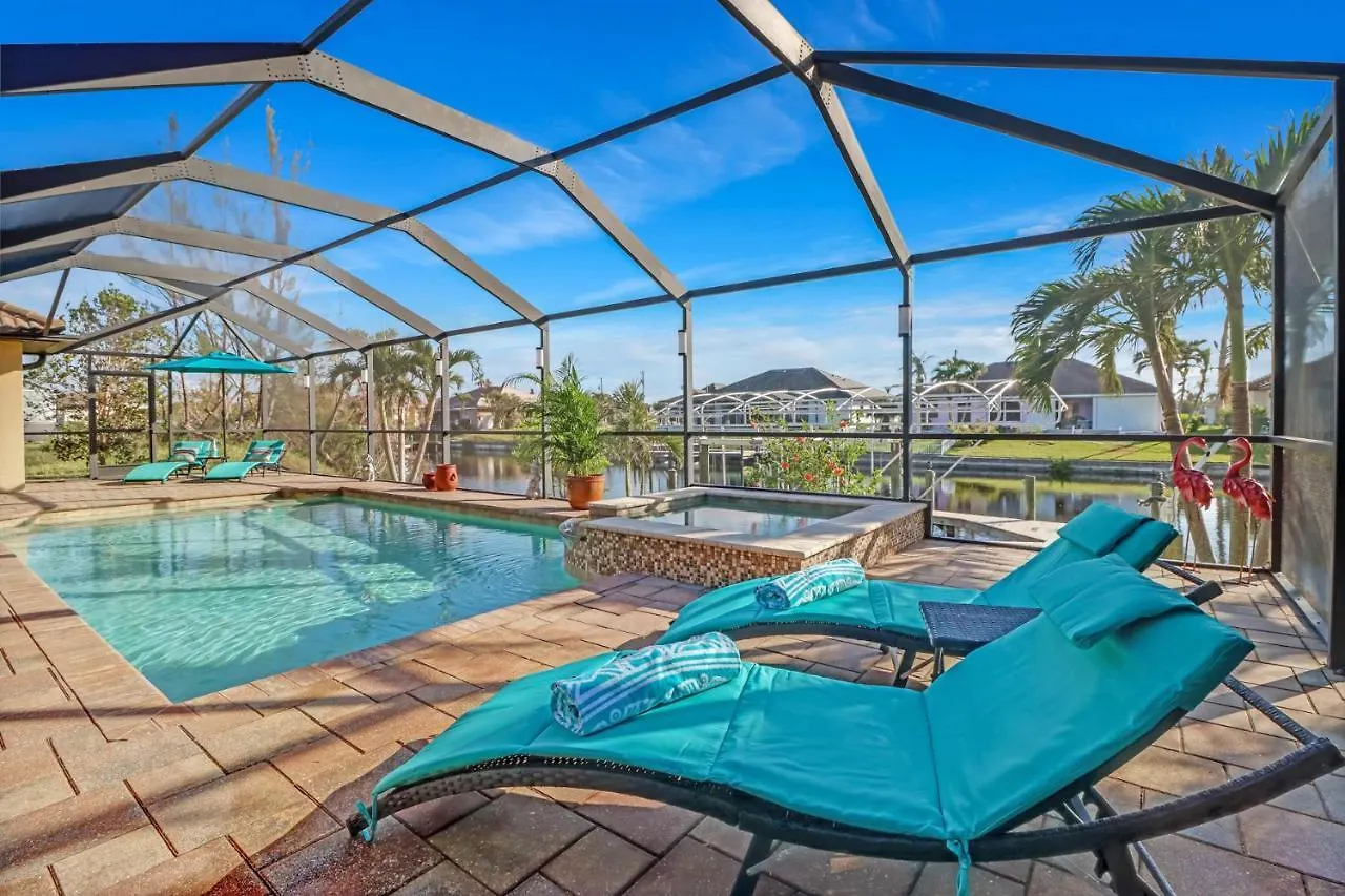 Maya Serenity Villa *