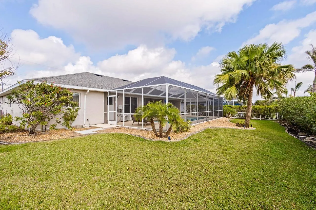 Cozy On The Cape Cape Coral