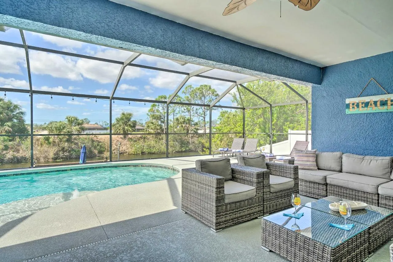 Holiday home Beachy With Pool And Canal Views!