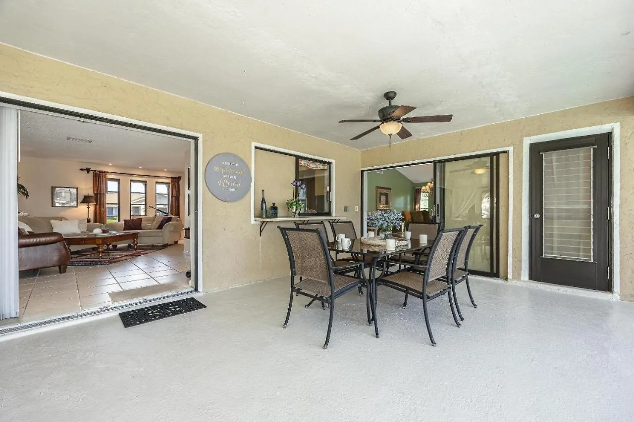 Holiday home Gulf Access, Sleeps 14 - Calusa Paradise Cape Coral