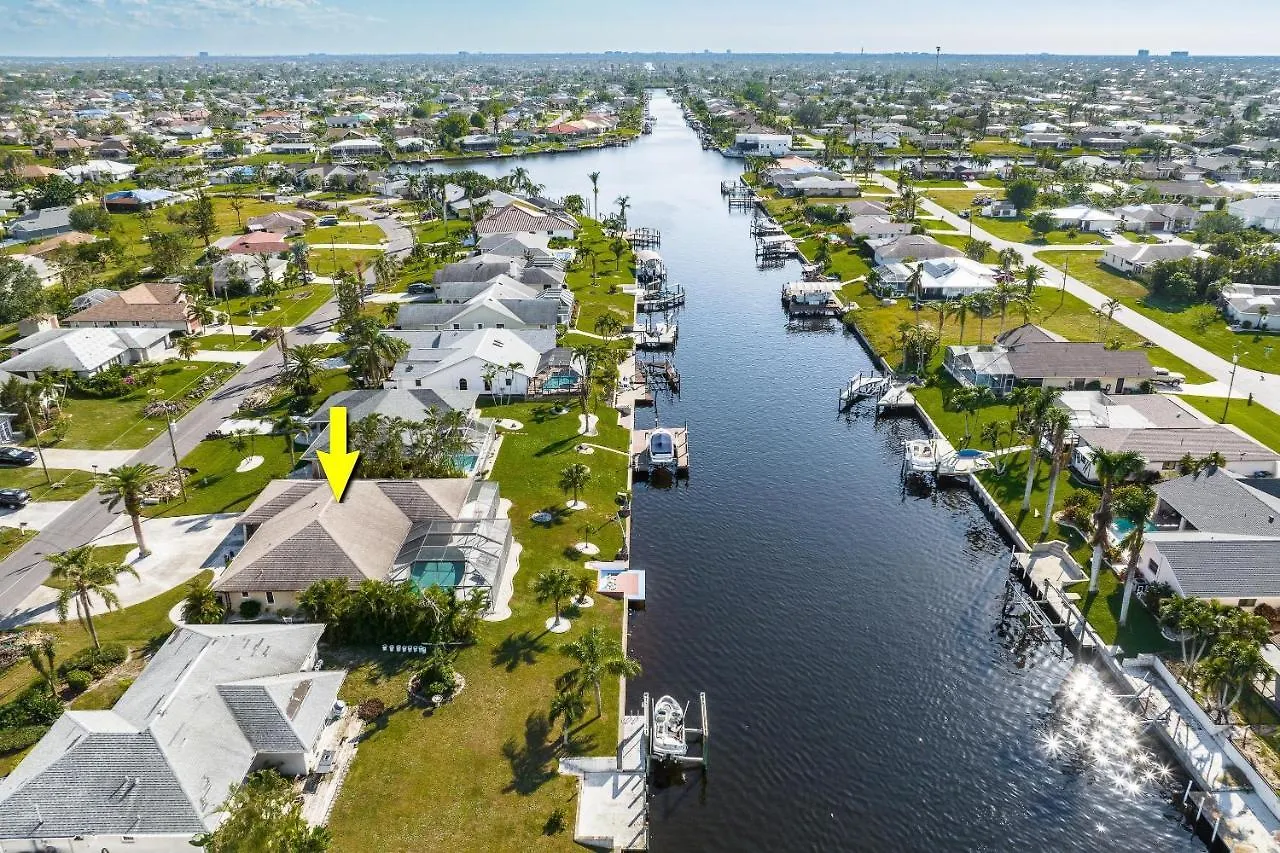 Holiday home Gulf Access, Sleeps 14 - Calusa Paradise Cape Coral