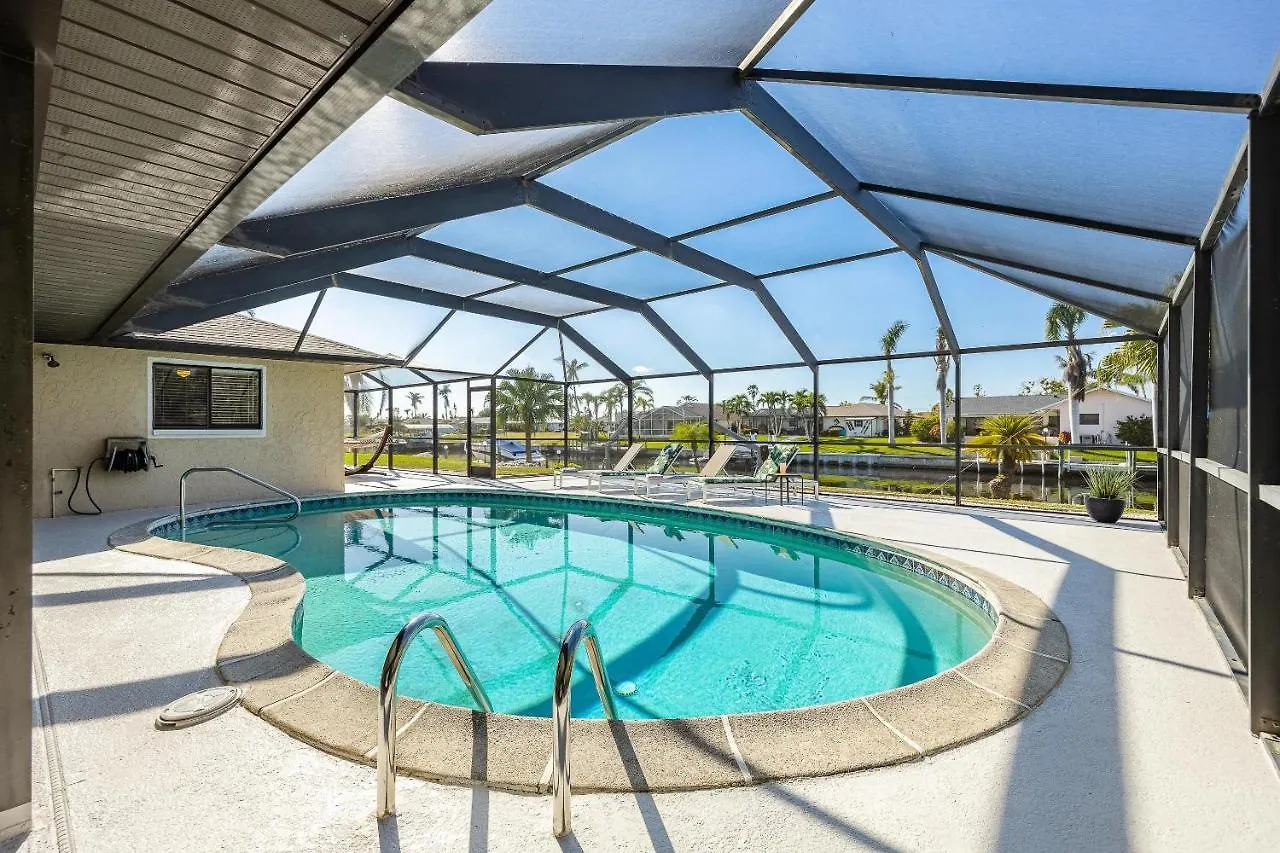 Holiday home Gulf Access, Sleeps 14 - Calusa Paradise *