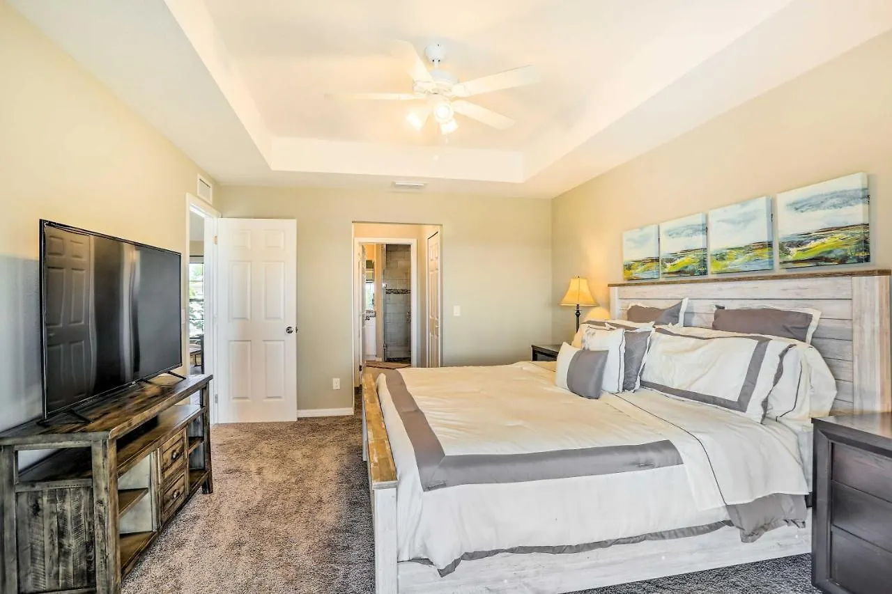 Holiday home House With Private Screened Pool! Cape Coral