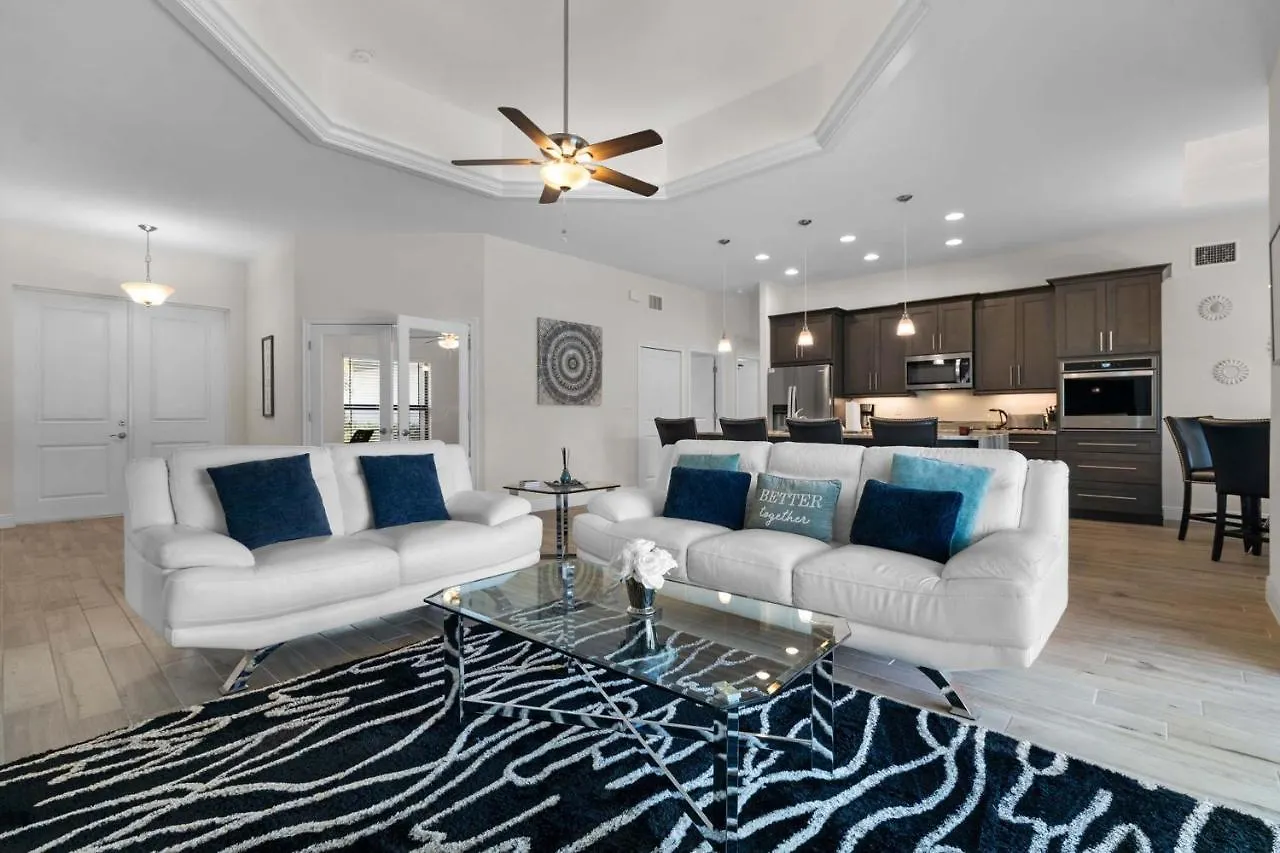 Midpoint Holiday home