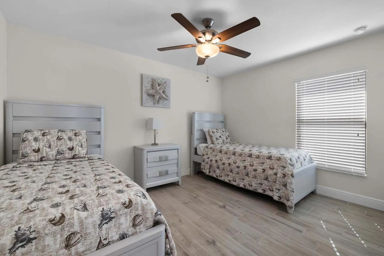 Midpoint Holiday home