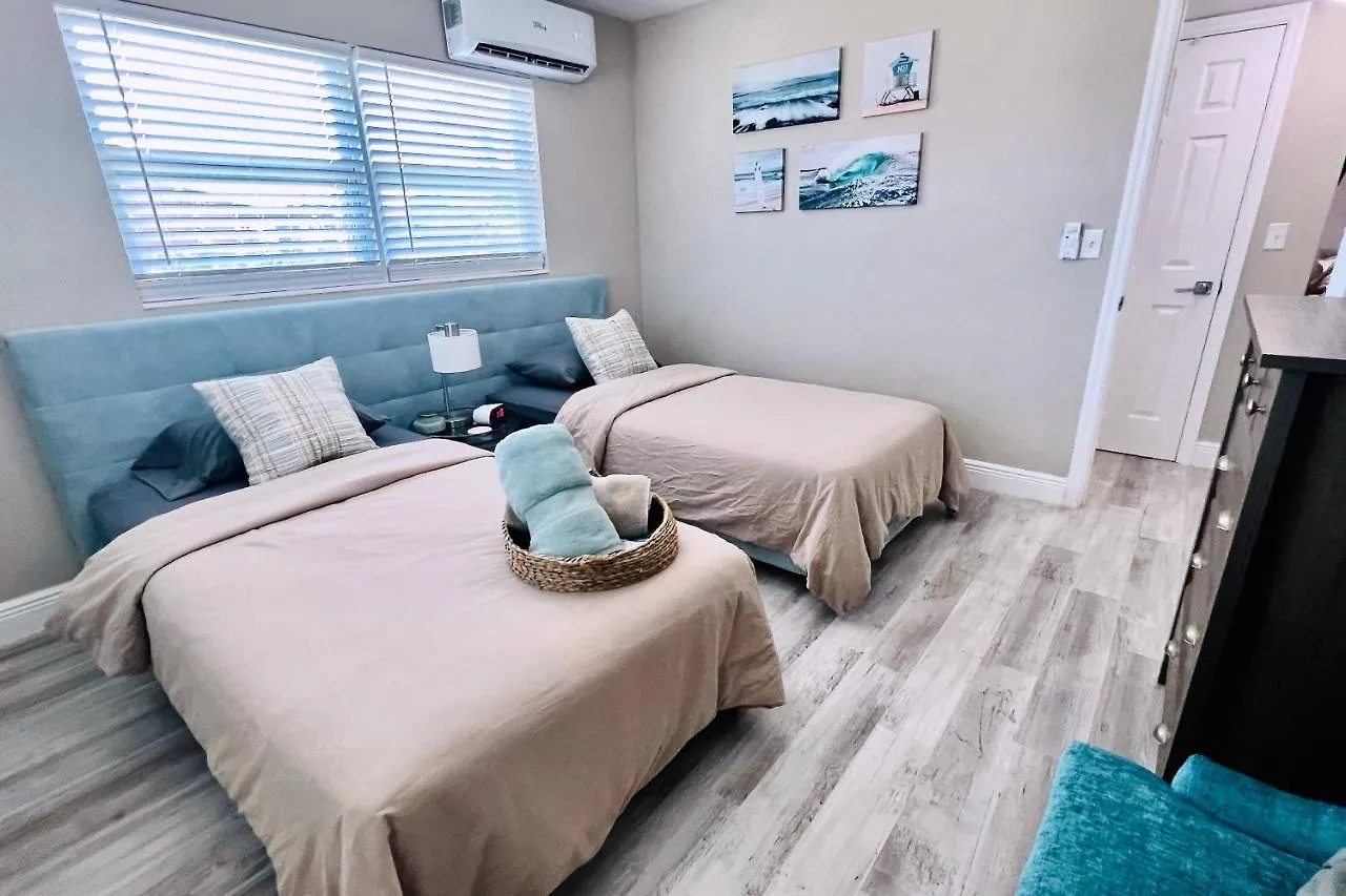 Villa Casa Azul 2bd Private Duplex Near Downtown Cc Cape Coral