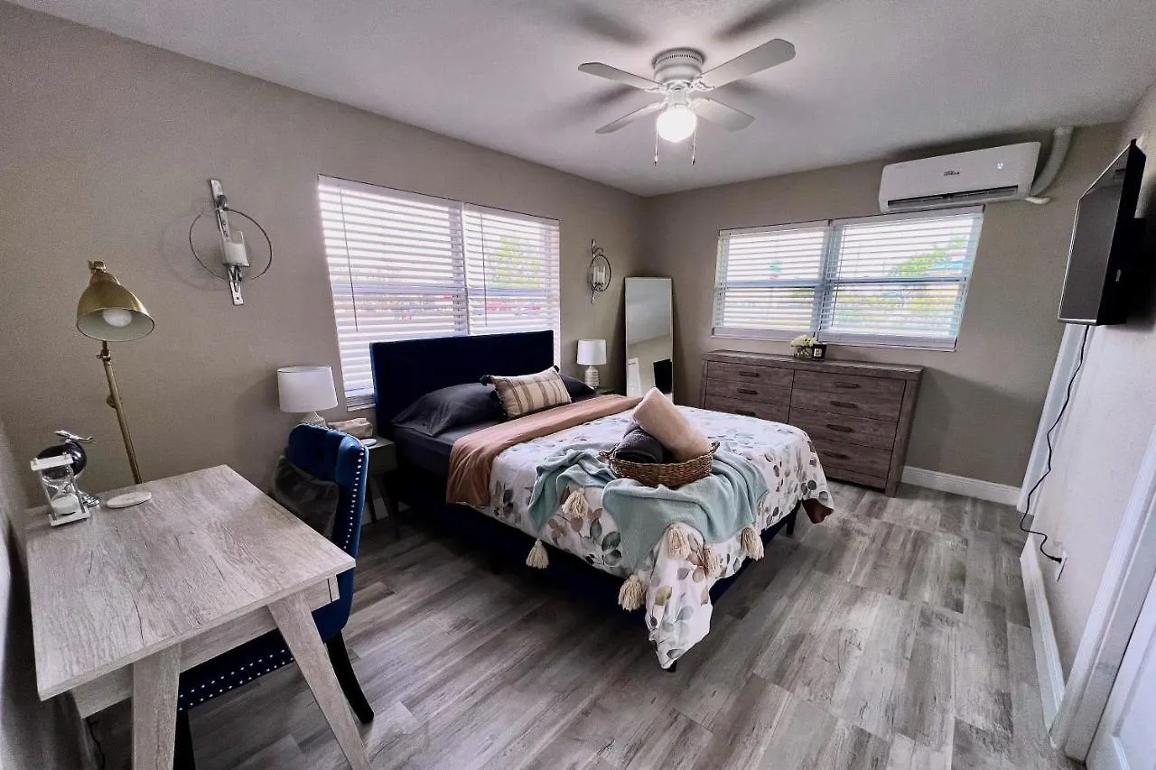 Villa Casa Azul 2bd Private Duplex Near Downtown Cc