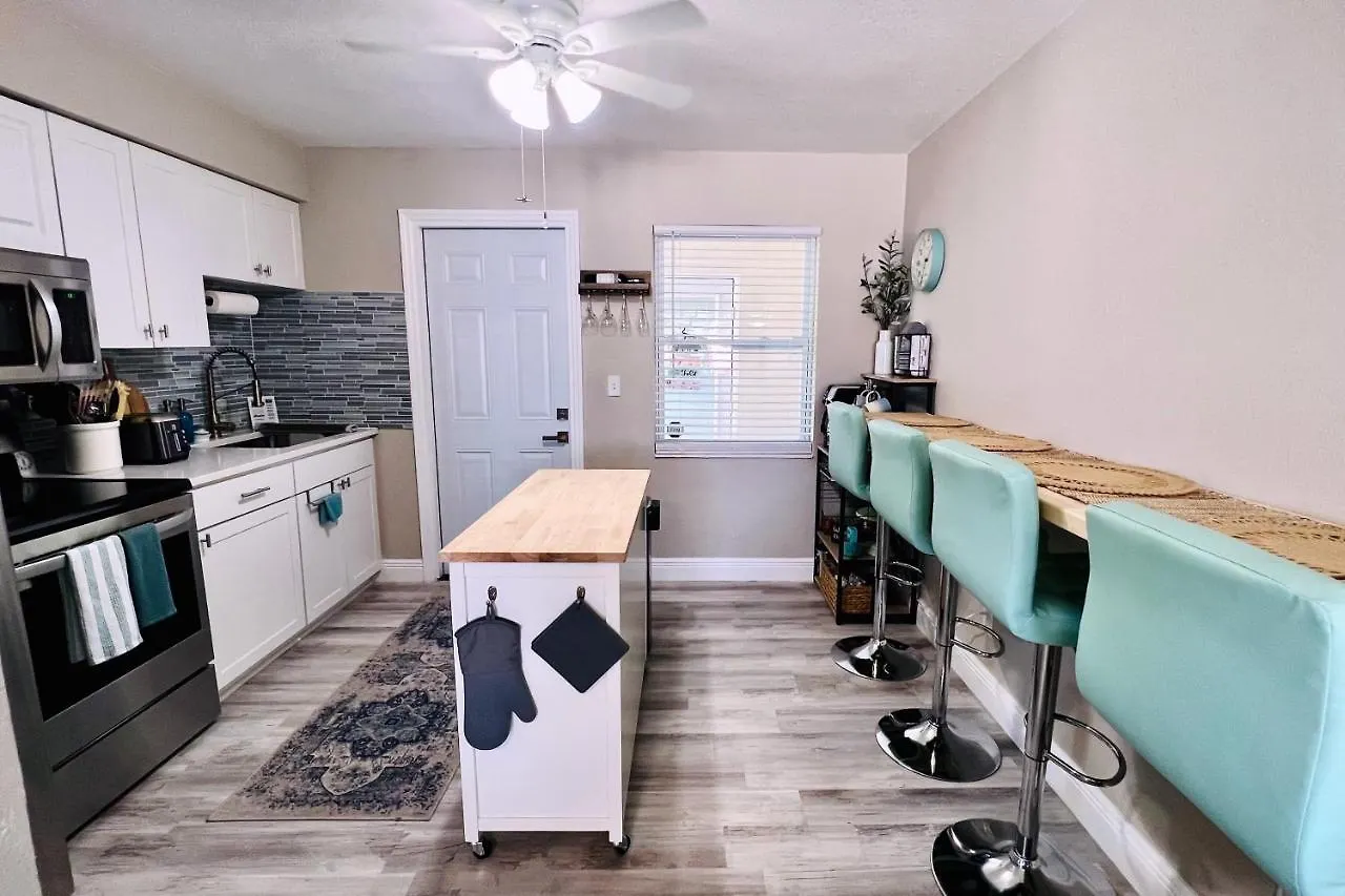 Casa Azul 2bd Private Duplex Near Downtown Cc Villa Cape Coral