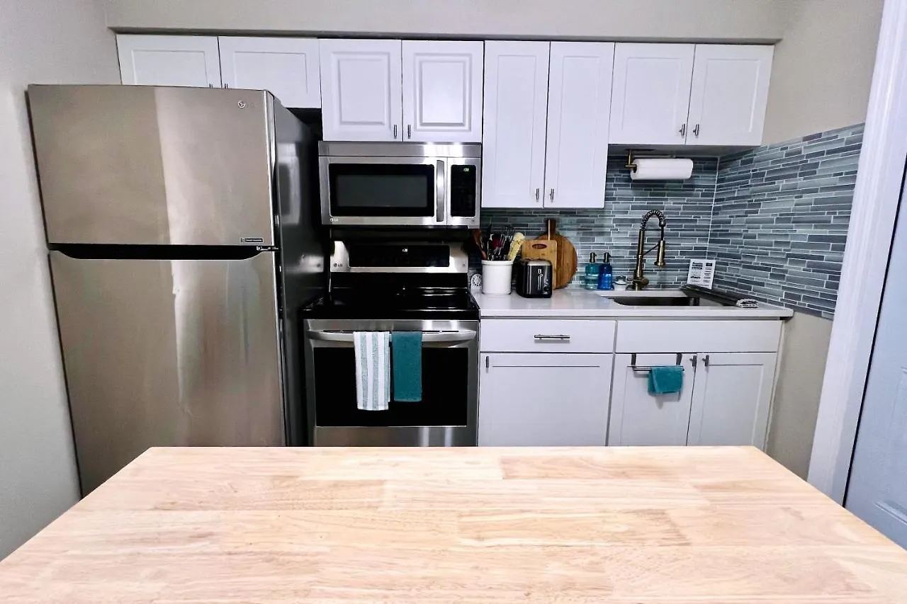 Villa Casa Azul 2bd Private Duplex Near Downtown Cc *