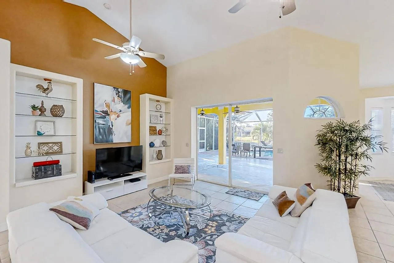 Waterfront Hideaway Cape Coral