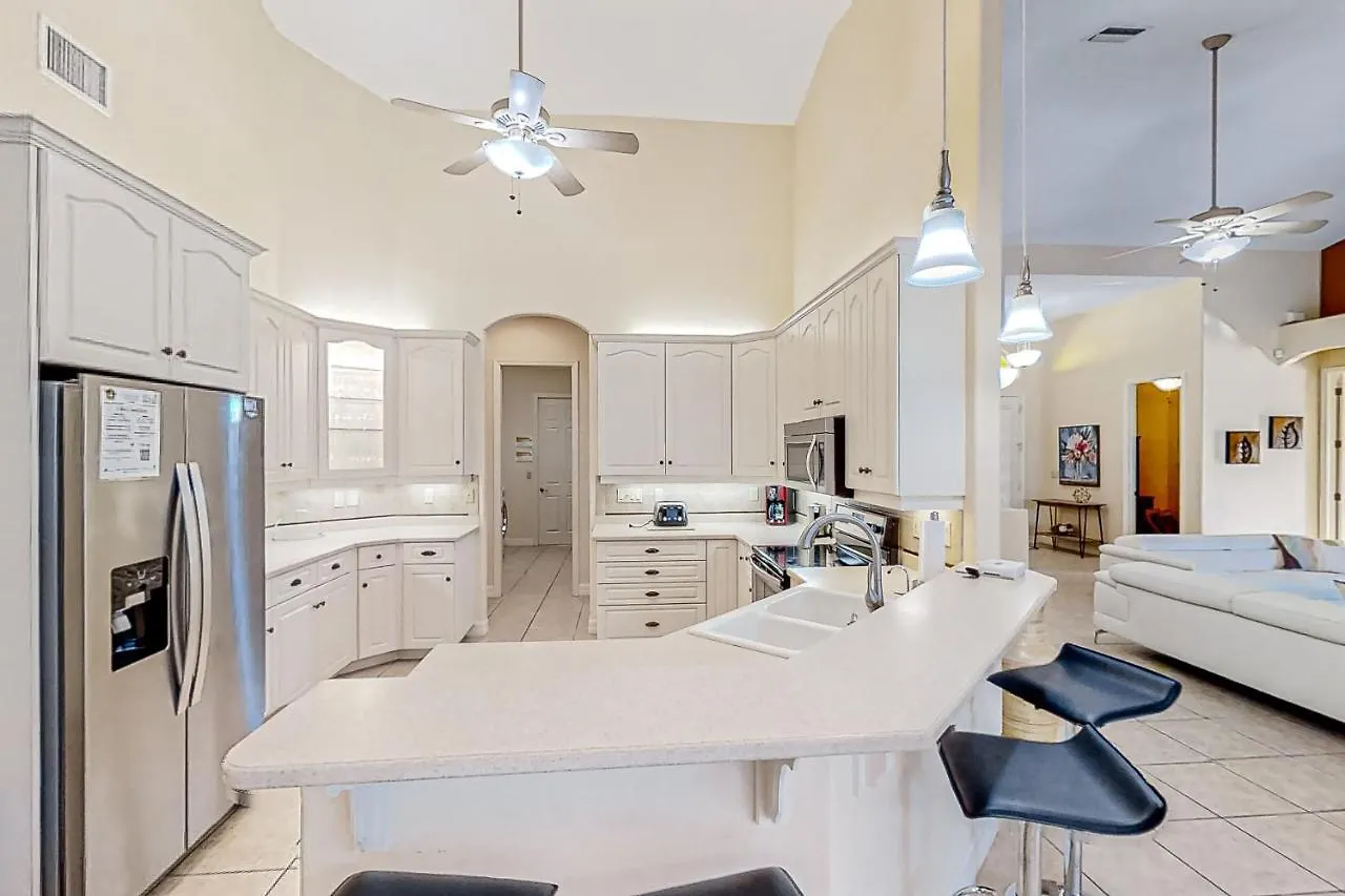 Waterfront Hideaway Holiday home Cape Coral